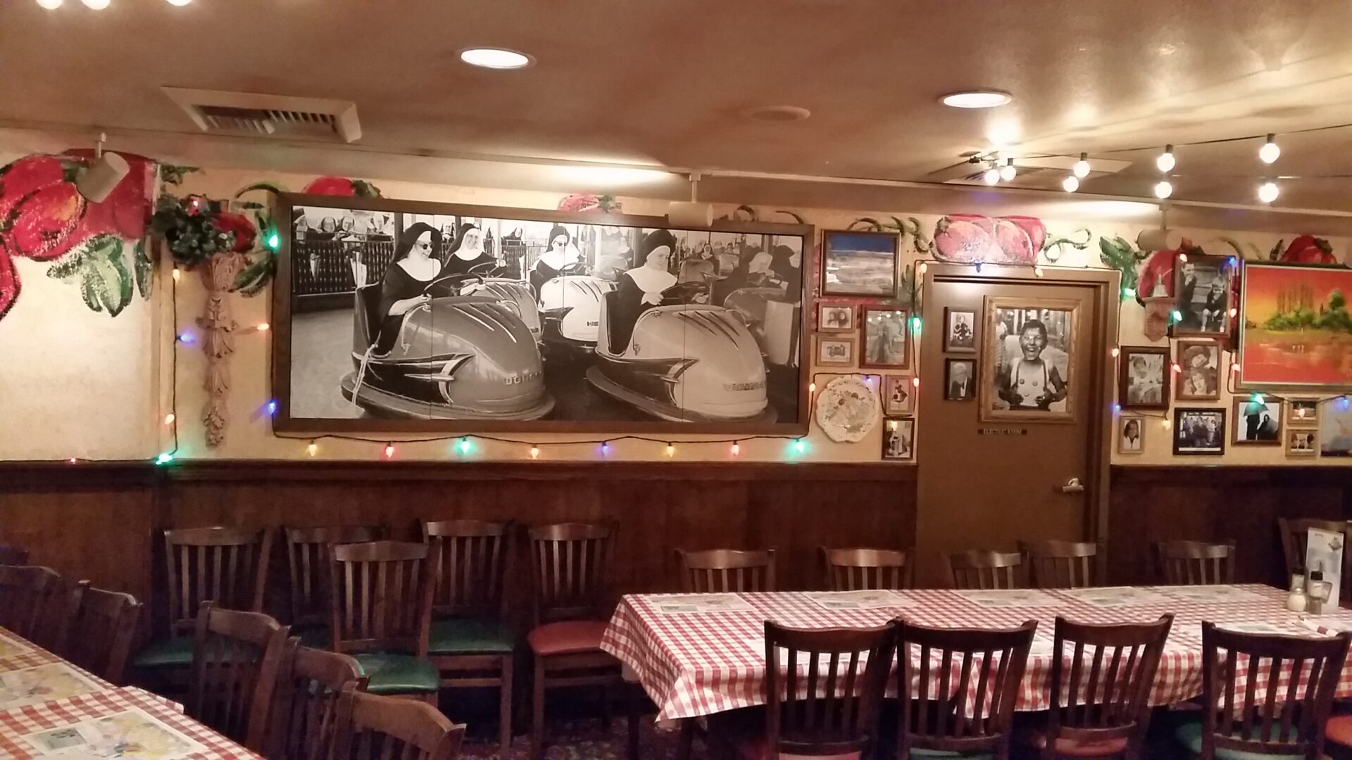 Buca Di Beppo Lombard Il - kx1wkoz