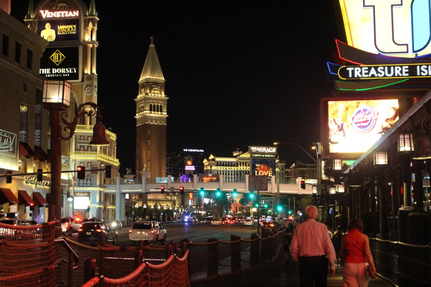 Der Las Vegas Strip eine der berühmtesten Straßen der Welt!